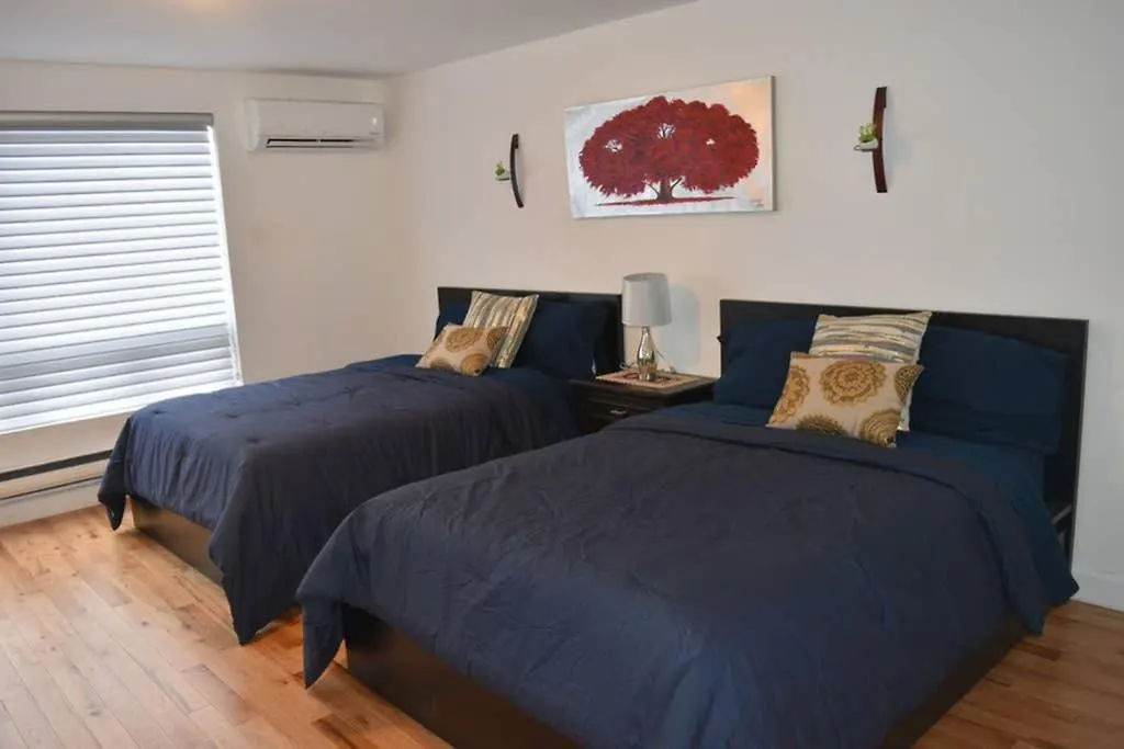 2690 Danforth Avenue Apartment B Toronto